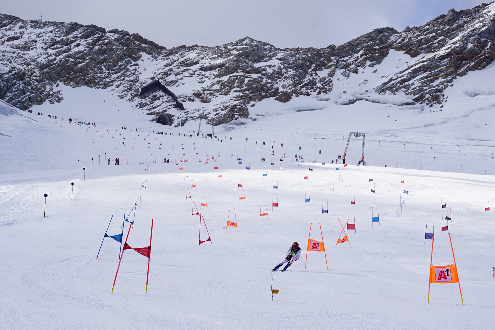 Training lanes in Sölden