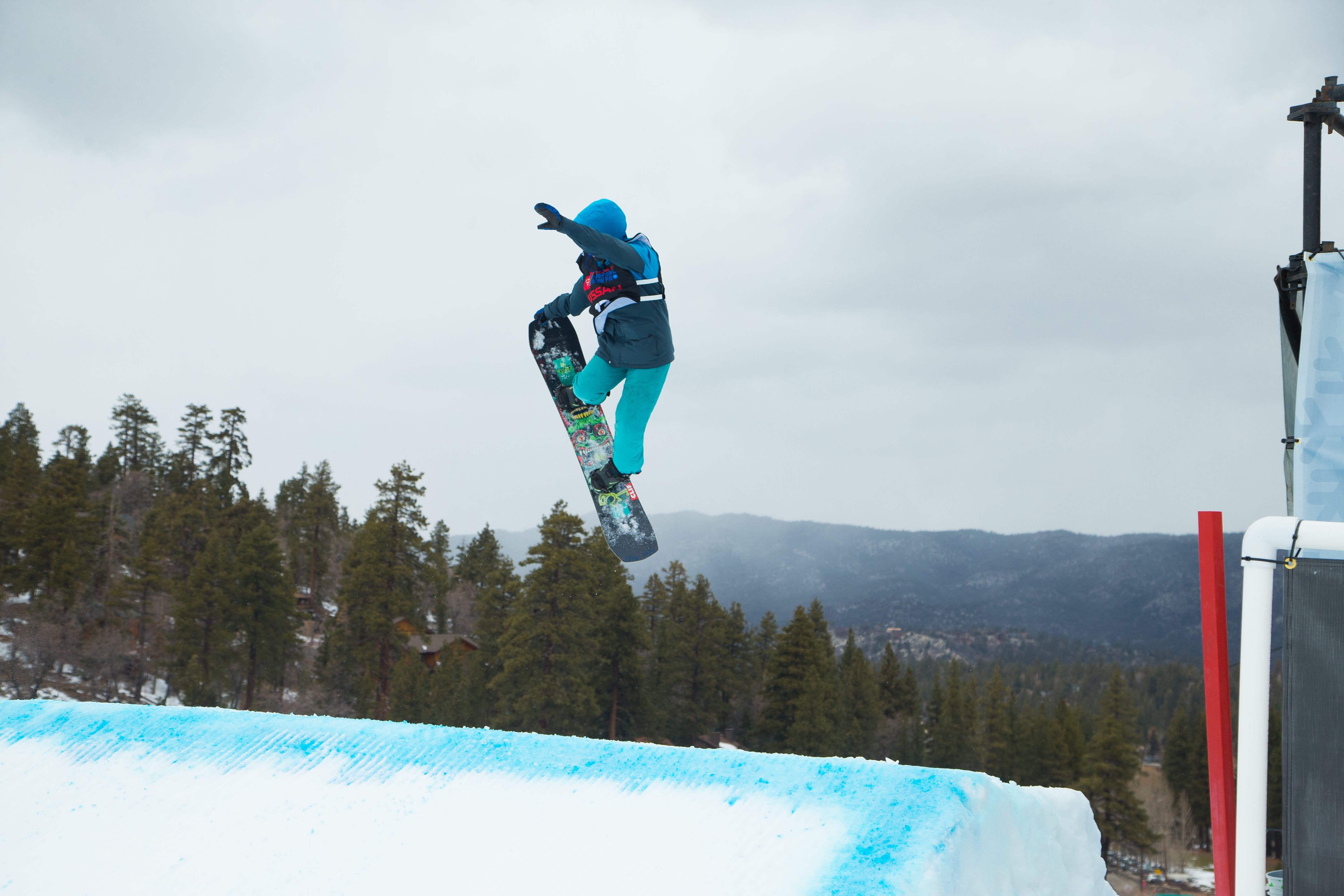 Supergirl Snow Pro