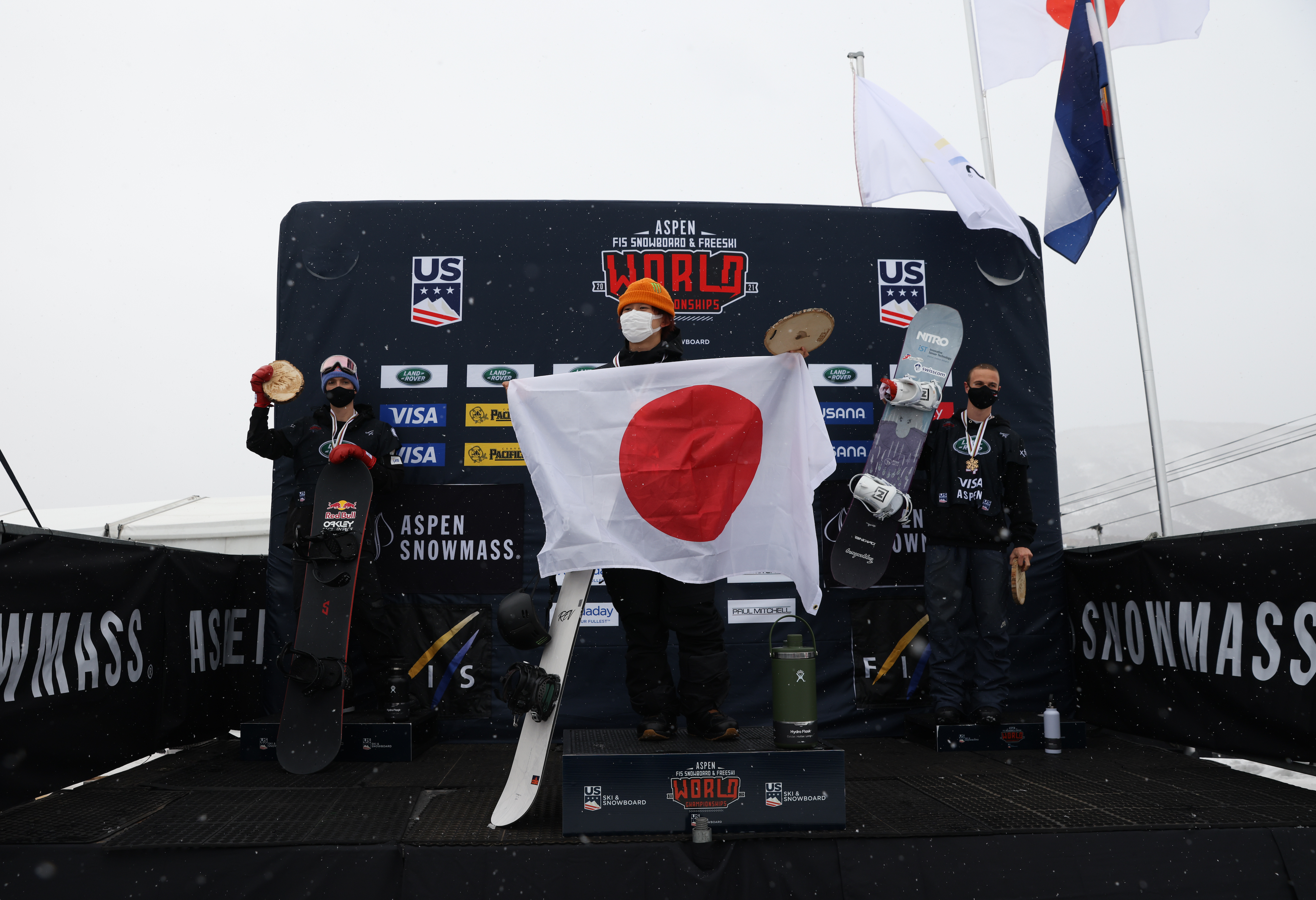 Men's snowboard halfpipe podium