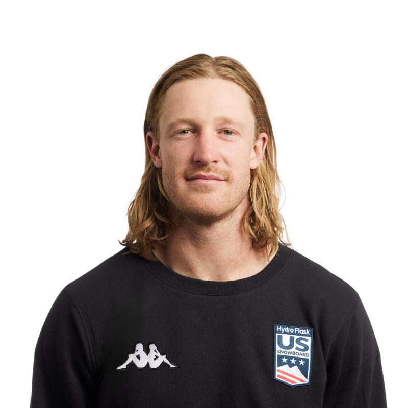 Hagen Kearney headshot image