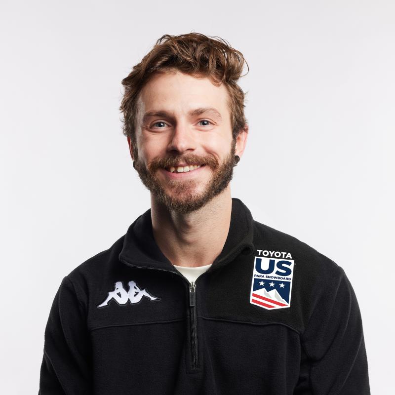 Noah Elliott headshot image